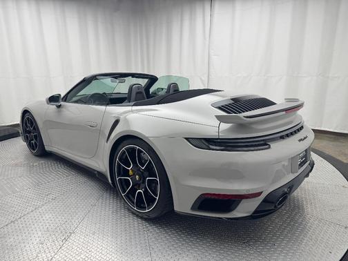 2022 Porsche 911 Turbo S