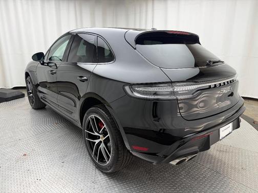 2026 Porsche Macan S