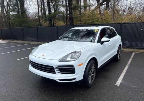 2023 Porsche Cayenne Platinum Edition