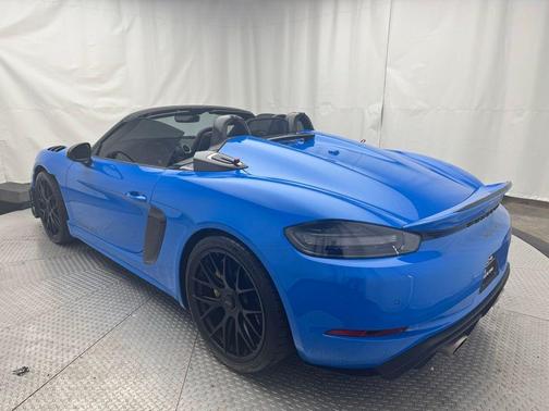 2024 Porsche 718 Spyder RS