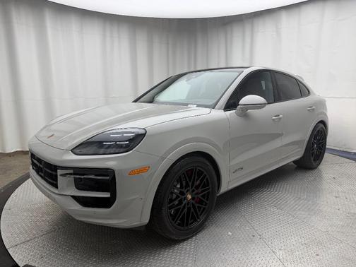 2026 Porsche Cayenne GTS