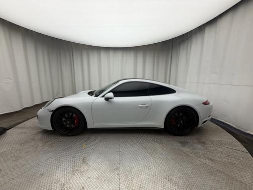 2017 Porsche 911 Carrera GTS