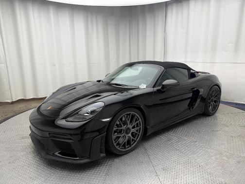 2025 Porsche 718 Spyder RS
