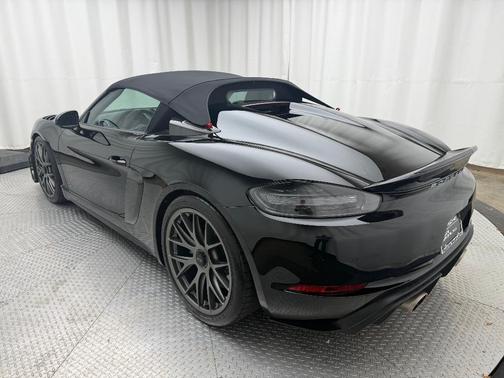 2025 Porsche 718 Spyder RS