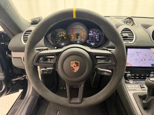 2025 Porsche 718 Spyder RS