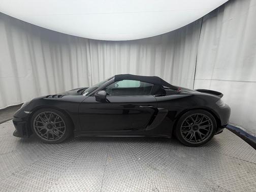 2025 Porsche 718 Spyder RS