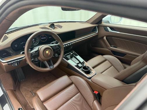 2024 Porsche 911 Carrera S