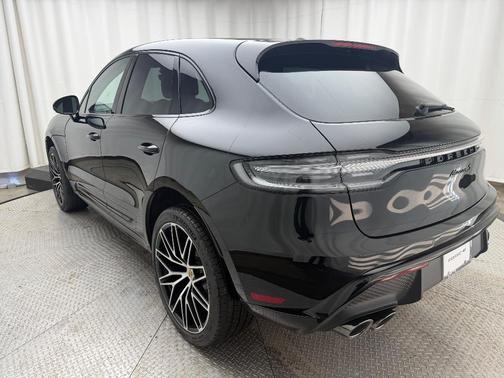 2026 Porsche Macan S