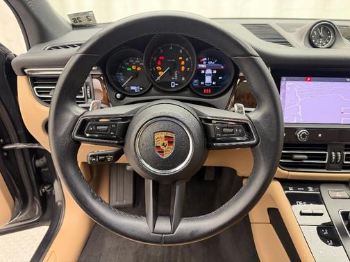 2023 Porsche Macan