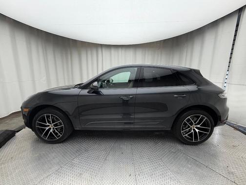 2023 Porsche Macan