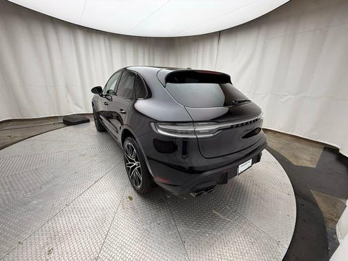 2025 Porsche Macan S