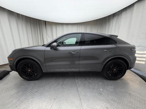 2026 Porsche Cayenne AWD