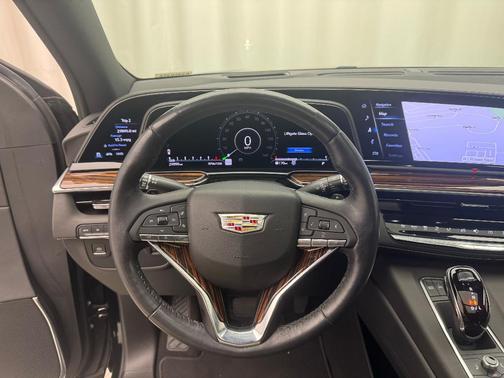 2022 Cadillac Escalade ESV Premium Luxury