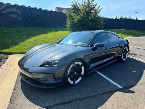 2025 Porsche Taycan Base