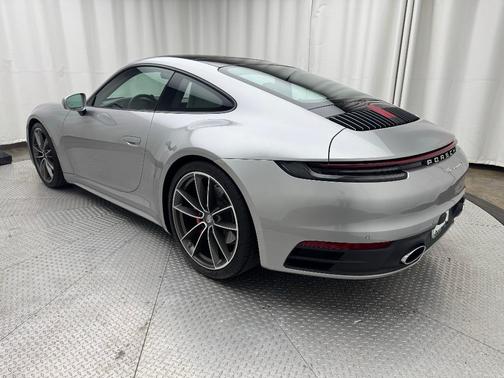 2024 Porsche 911 Carrera 4S