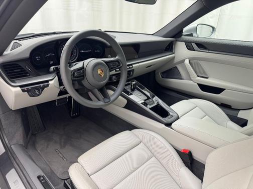 2024 Porsche 911 Carrera 4S