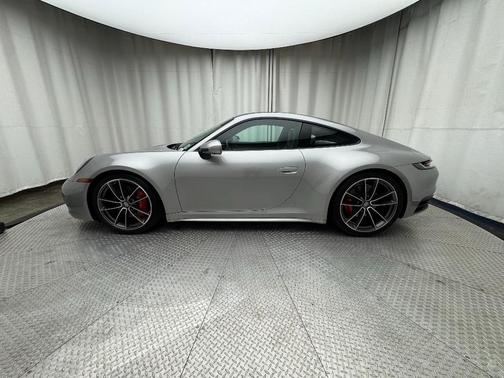 2024 Porsche 911 Carrera 4S