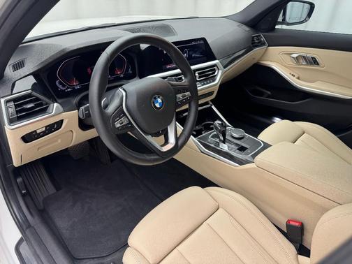 White Metallic 2020 BMW 330 i xDrive