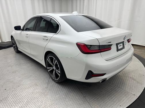 White Metallic 2020 BMW 330 i xDrive