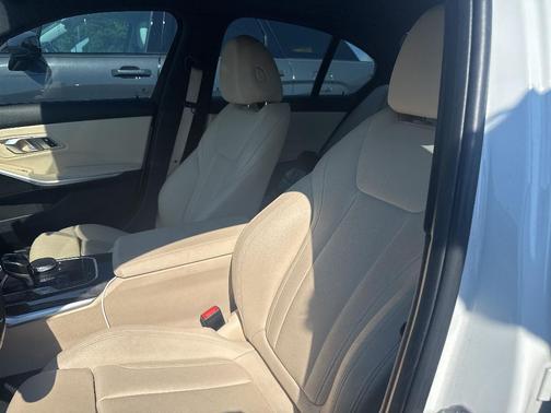 White Metallic 2020 BMW 330 i xDrive