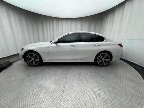 White Metallic 2020 BMW 330 i xDrive