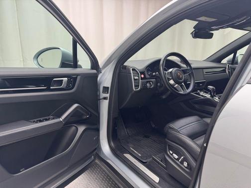 2020 Porsche Cayenne AWD