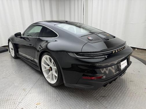 2024 Porsche 911 S/T