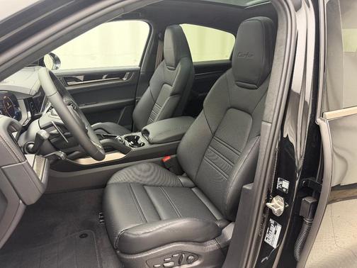 2026 Porsche Cayenne Turbo