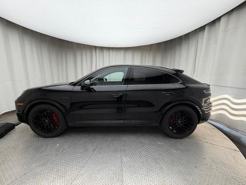 2026 Porsche Cayenne Turbo