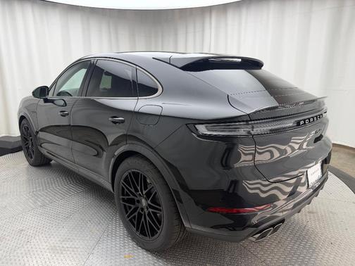 2026 Porsche Cayenne Turbo