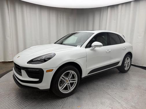 2026 Porsche Macan Base