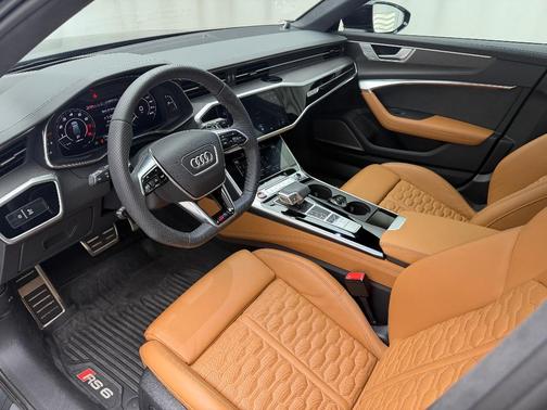 2024 Audi RS 6 Avant 4.0T quattro performance