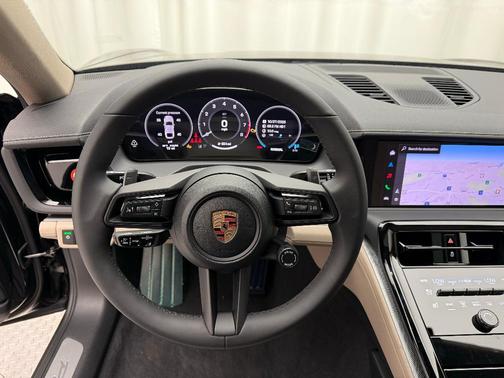 2026 Porsche Panamera Base