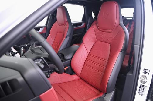 2026 Porsche Cayenne S