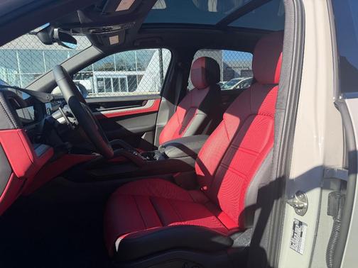 2026 Porsche Cayenne S