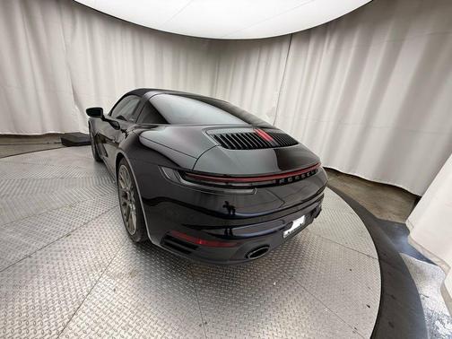 2022 Porsche 911 Targa 4S