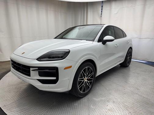 2024 Porsche Cayenne S Coupe AWD