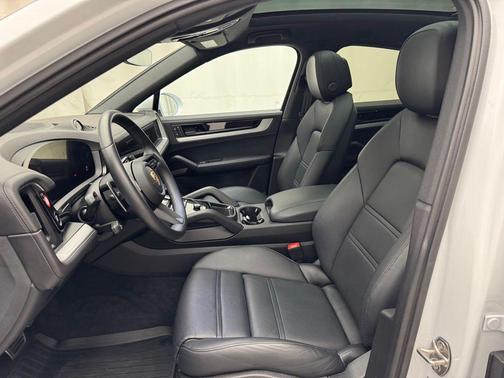 2024 Porsche Cayenne S Coupe AWD