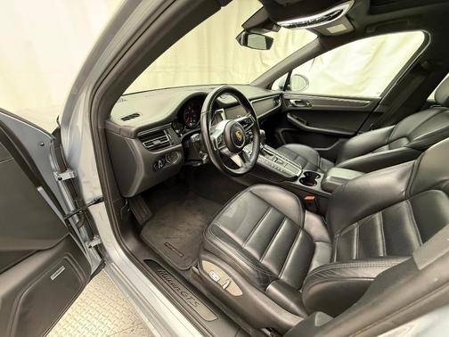 2021 Porsche Macan GTS