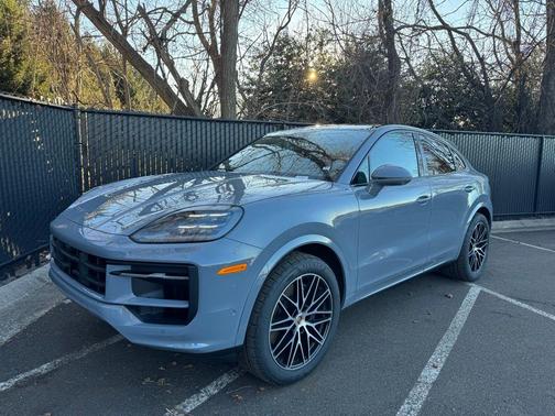 2025 Porsche Cayenne AWD