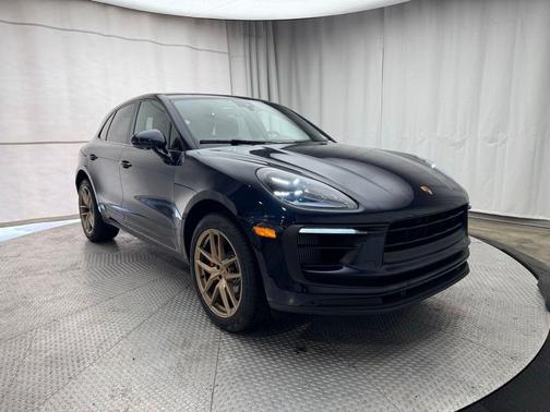 2022 Porsche Macan S