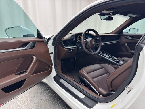 2020 Porsche 911 Carrera S