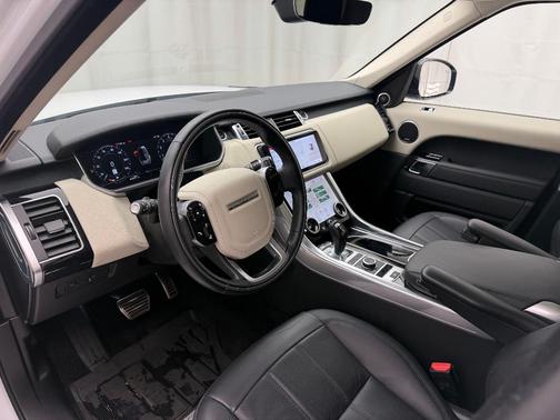 2022 Land Rover Range Rover Sport HSE Silver Edition