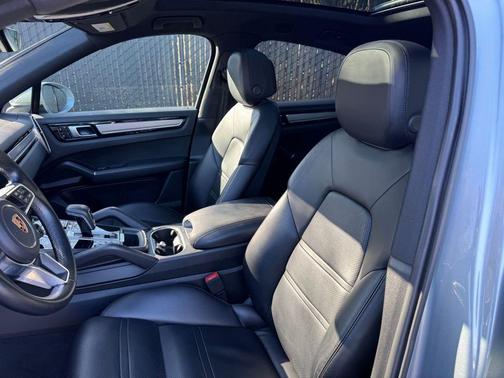 2020 Porsche Cayenne AWD