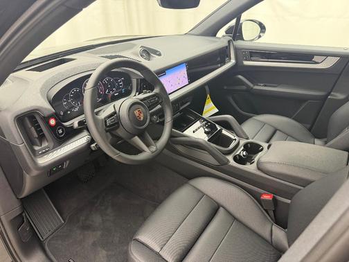 2026 Porsche Cayenne AWD