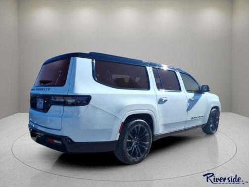 2024 Jeep Grand Wagoneer L Series II 4x4