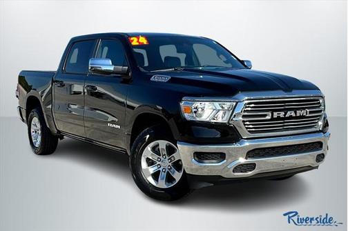 2024 RAM 1500 Laramie Crew Cab 4x4 57' Box