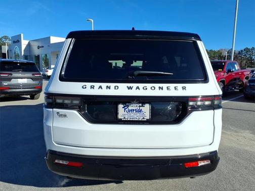 2024 Jeep Grand Wagoneer L Series II 4x4