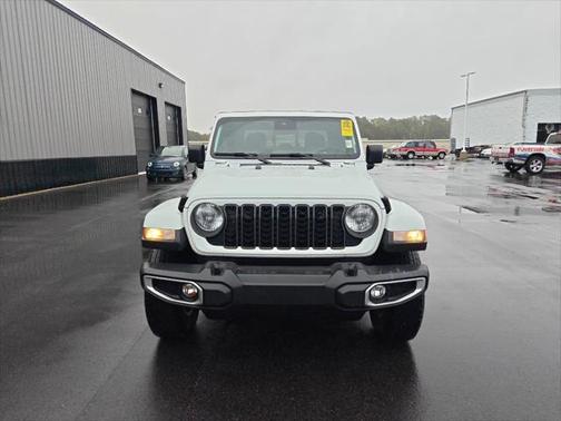 2024 Jeep Gladiator Sport S