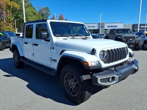 2024 Jeep Gladiator Sport S